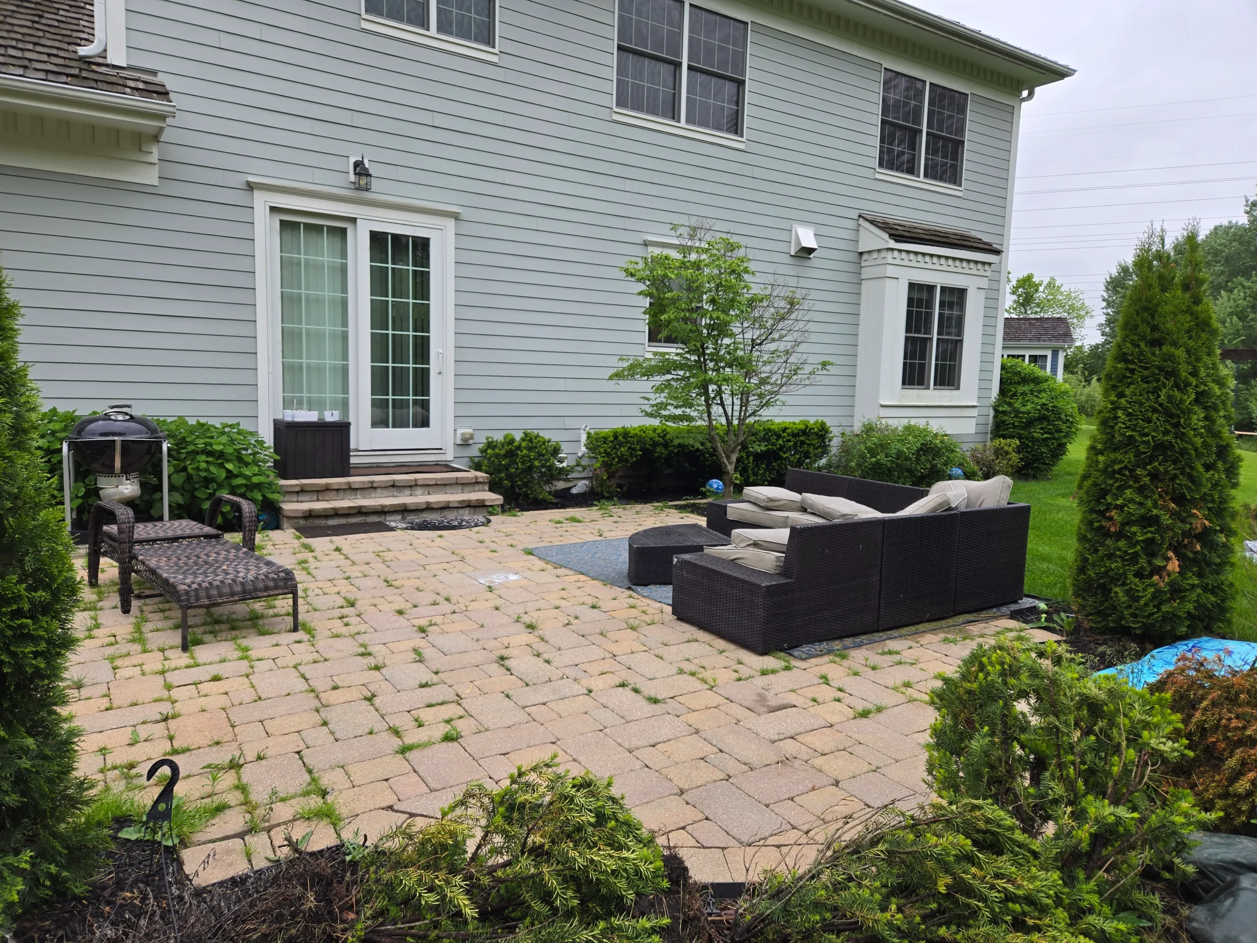 modern-backyard-makeover-algonquin - October Hardscaping